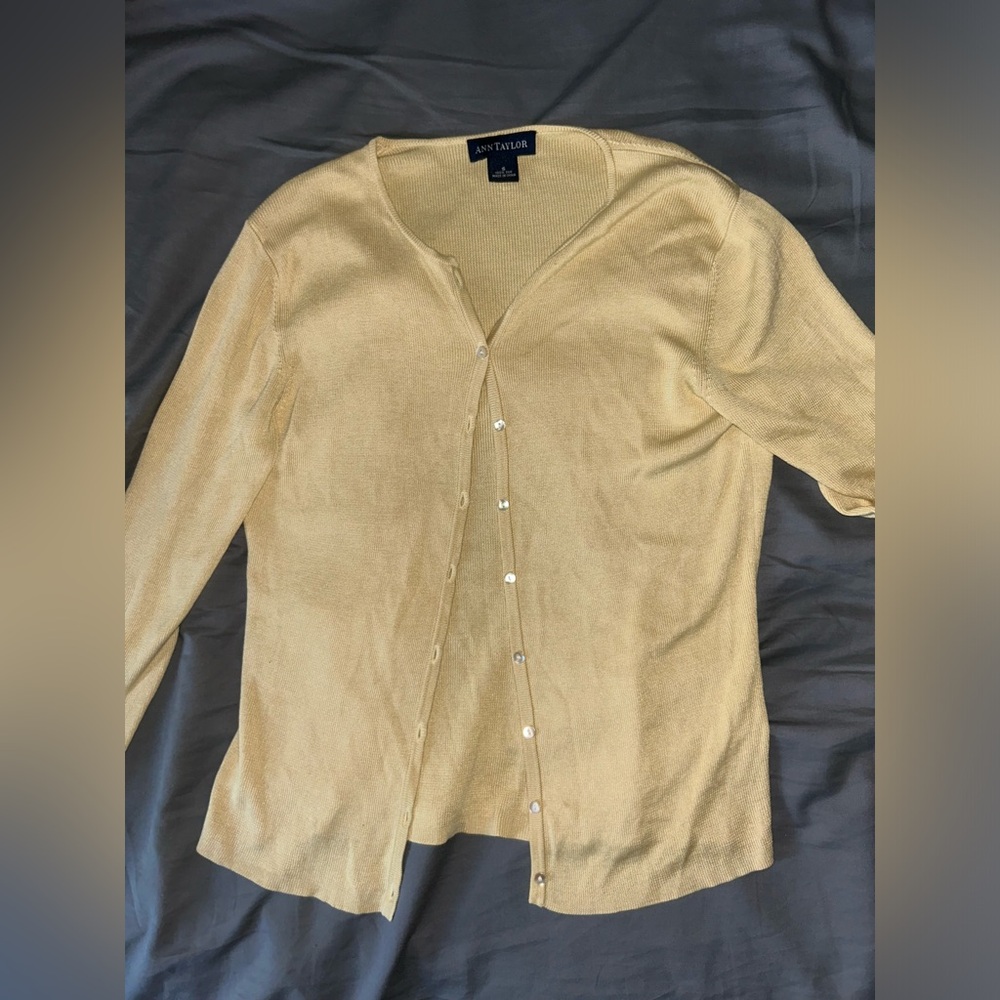 Yellow sweater (never worn)